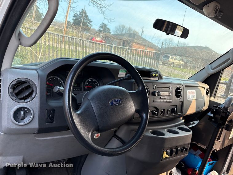 image for item EV2863 2012 Ford E350 handicap accessible van