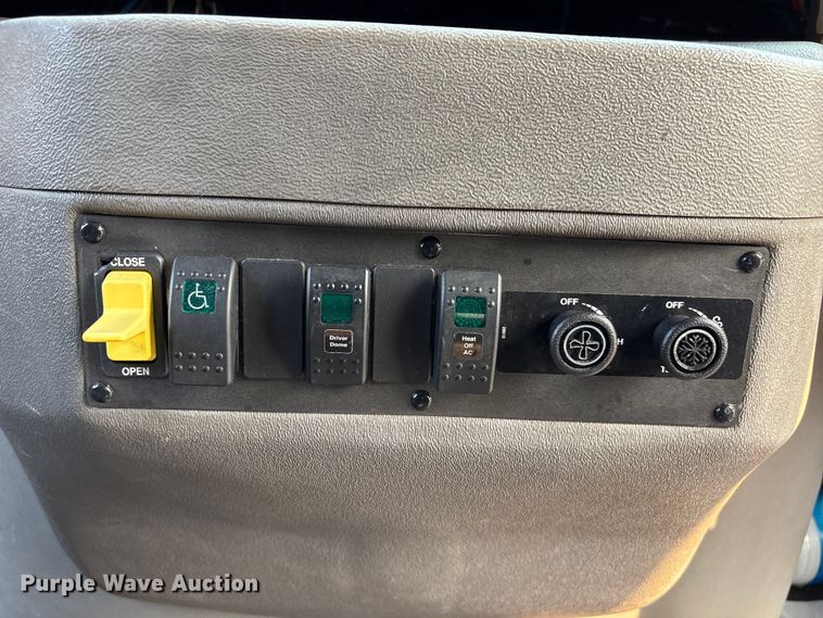 image for item EV2863 2012 Ford E350 handicap accessible van