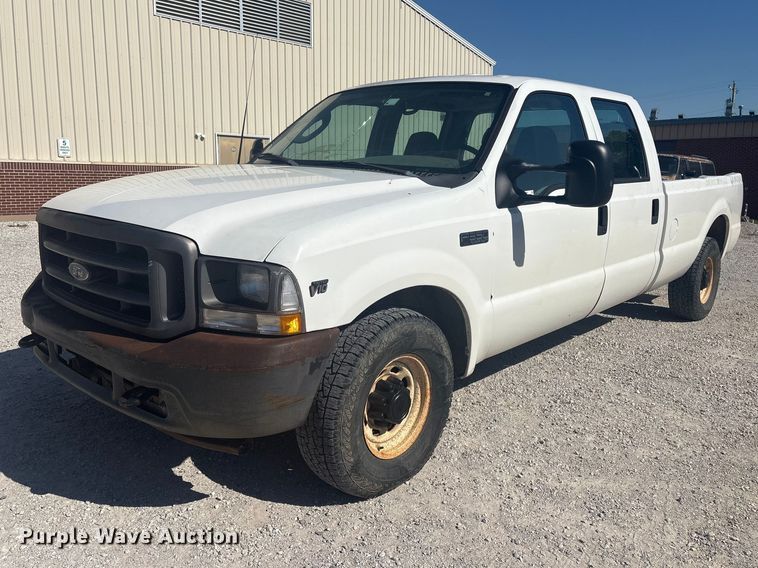 image for item EV2961 2003 Ford F350 Super Duty Crew Cab pickup truck