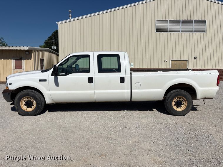 image for item EV2961 2003 Ford F350 Super Duty Crew Cab pickup truck