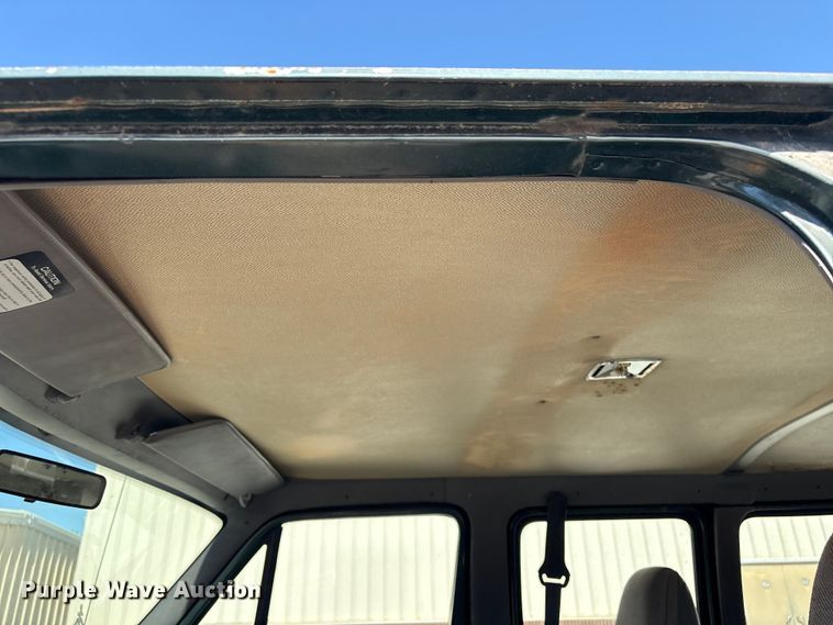 image for item EV2962 1995 Dodge Ram Wagon van