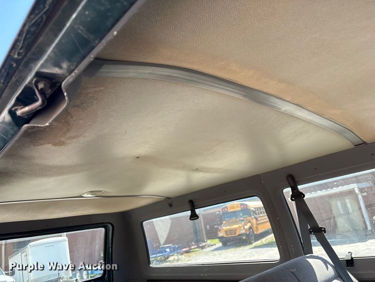 image for item EV2962 1995 Dodge Ram Wagon van