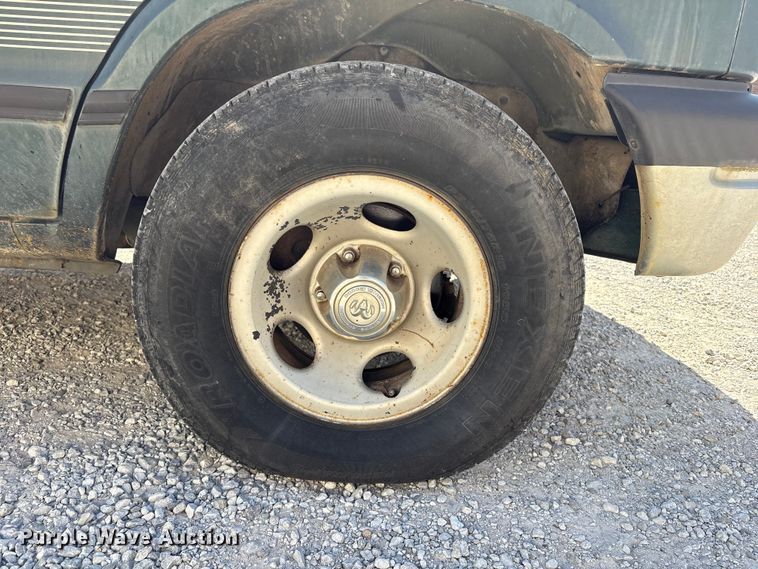 image for item EV2962 1995 Dodge Ram Wagon van