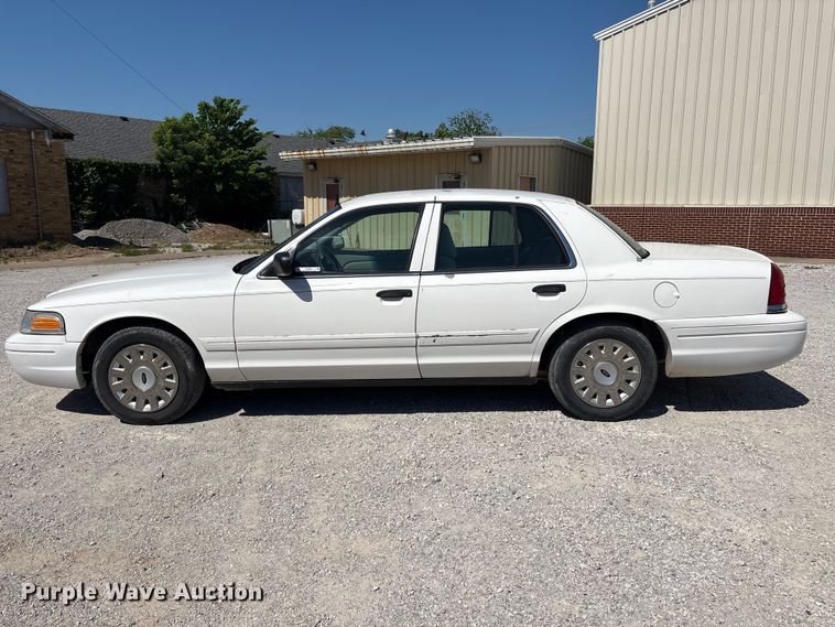 image for item EV2963 2005 Ford Crown Victoria 
