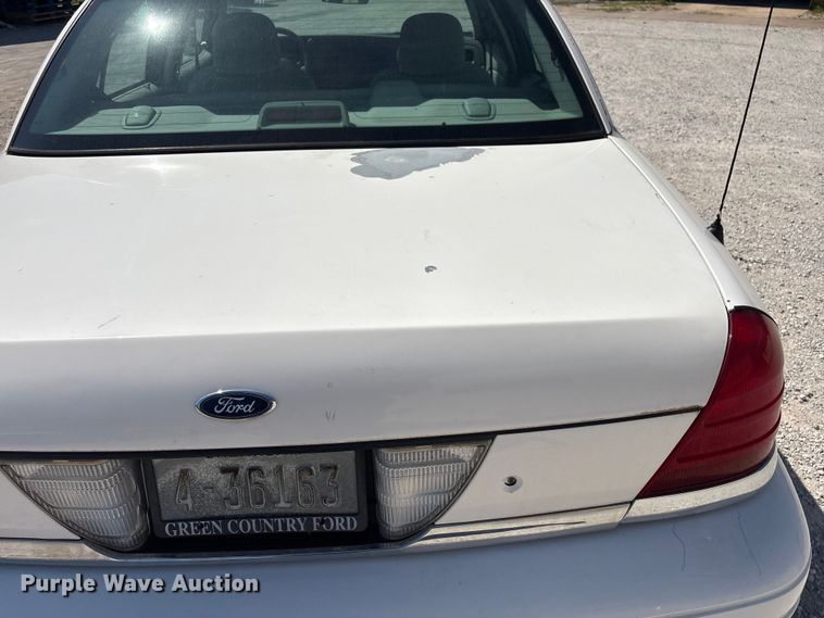 image for item EV2963 2005 Ford Crown Victoria 
