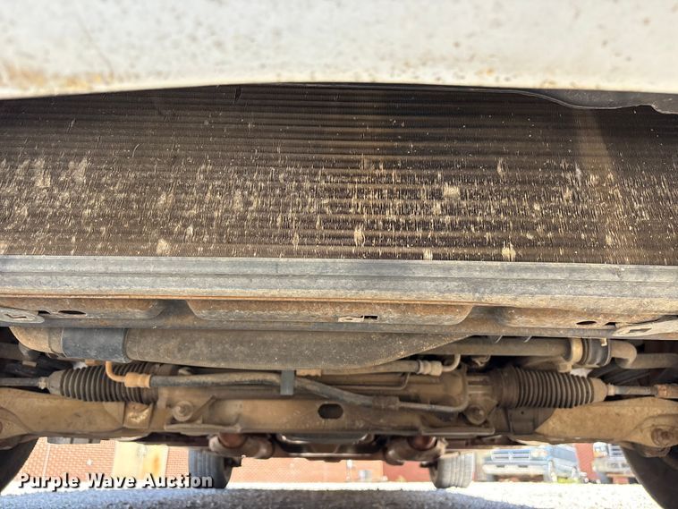 image for item EV2963 2005 Ford Crown Victoria 