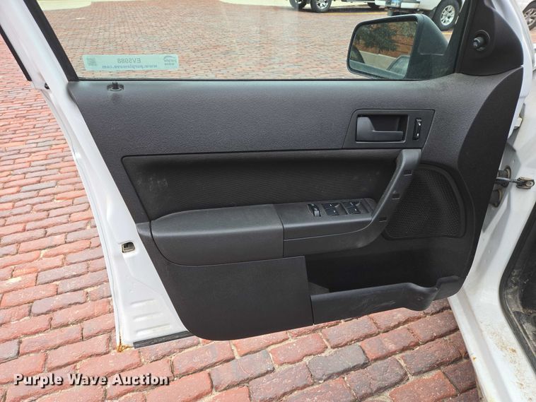 image for item EV5988 2008 Ford Focus 