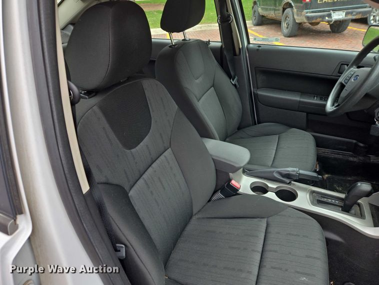 image for item EV5988 2008 Ford Focus 