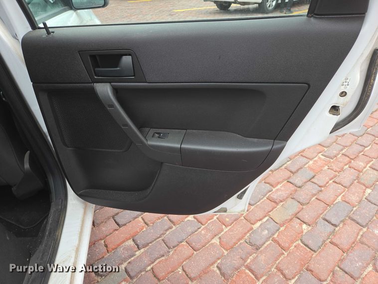 image for item EV5988 2008 Ford Focus 