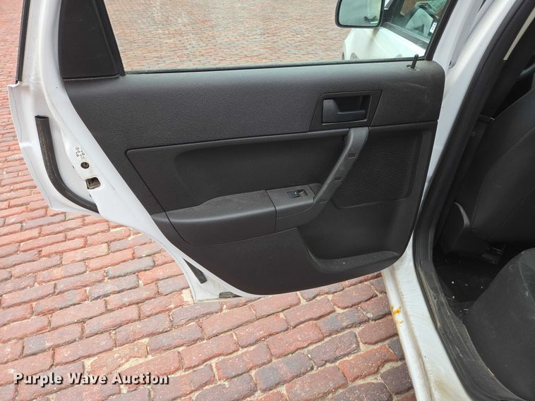 image for item EV5988 2008 Ford Focus 
