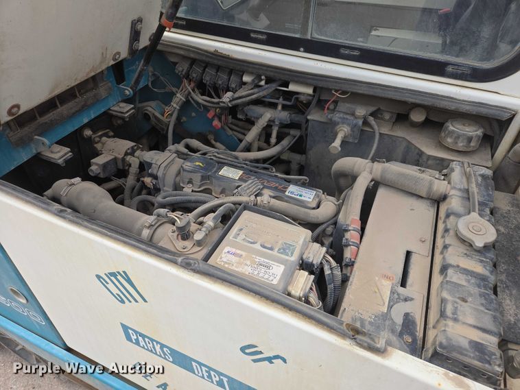 image for item EV5989 Tennant 6600 sweeper
