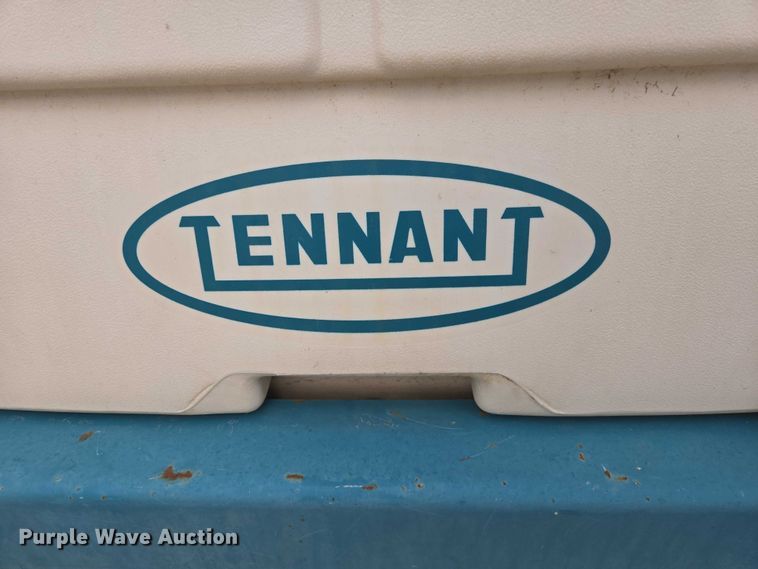 image for item EV5989 Tennant 6600 sweeper
