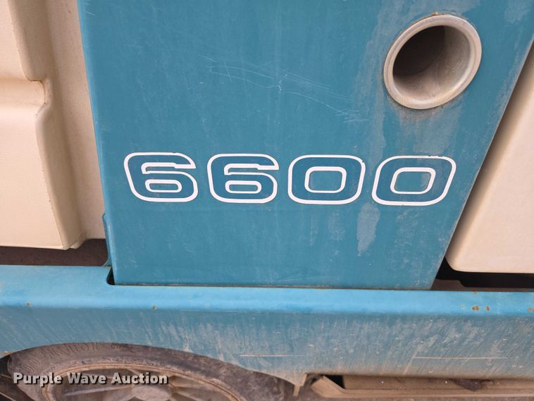 image for item EV5989 Tennant 6600 sweeper