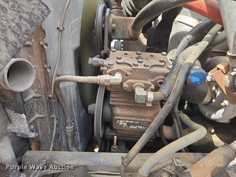 image for item EV5990 1992 Ford F800 dump truck
