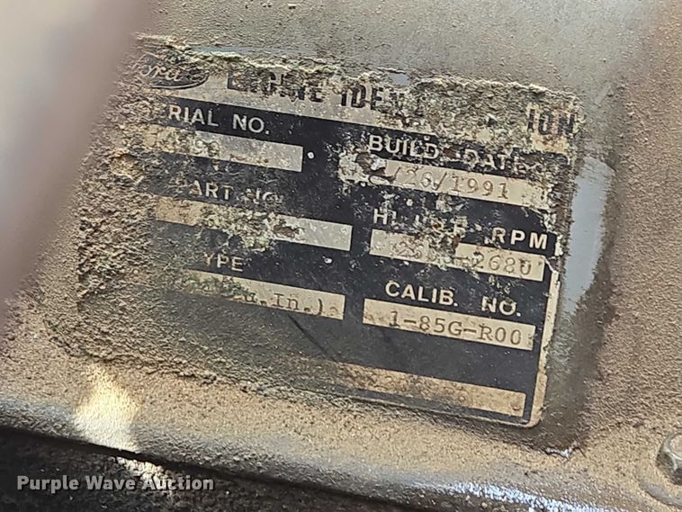 image for item EV5990 1992 Ford F800 dump truck