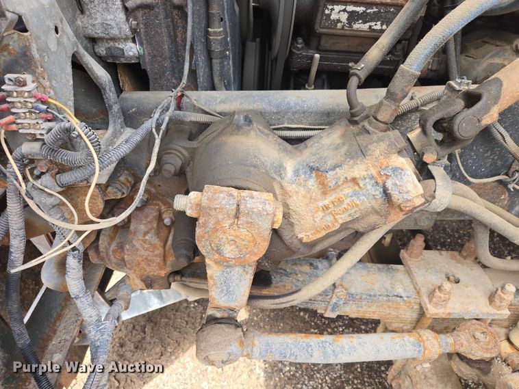 image for item EV5990 1992 Ford F800 dump truck