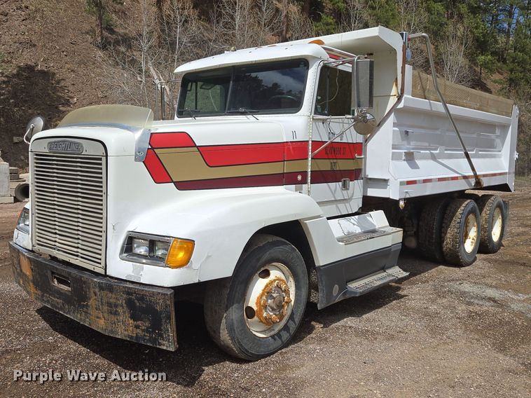 image for item EV5991 1990 Freightliner FLD dump truck