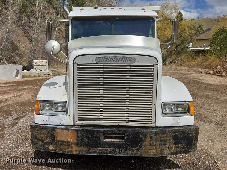 image for item EV5991 1990 Freightliner FLD dump truck