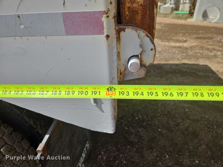 image for item EV5991 1990 Freightliner FLD dump truck