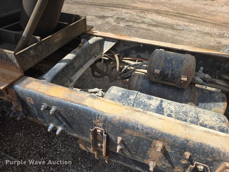 image for item EV5991 1990 Freightliner FLD dump truck
