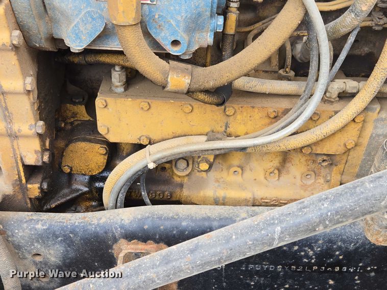 image for item EV5991 1990 Freightliner FLD dump truck