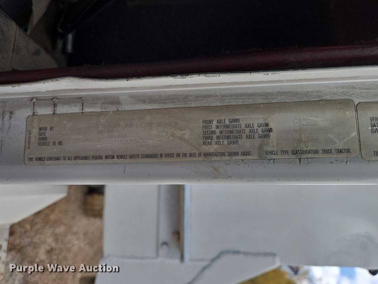 image for item EV5991 1990 Freightliner FLD dump truck
