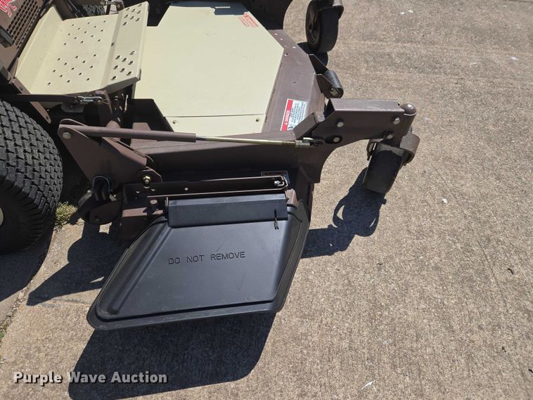 image for item EW0091 2019 Grasshopper 725DT6 ZTR lawn mower