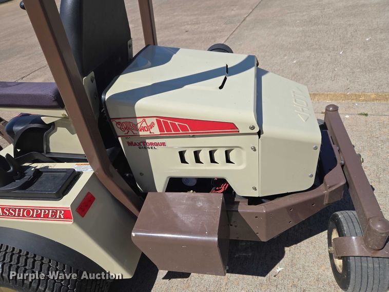 image for item EW0091 2019 Grasshopper 725DT6 ZTR lawn mower