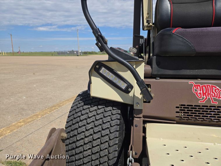 image for item EW0091 2019 Grasshopper 725DT6 ZTR lawn mower
