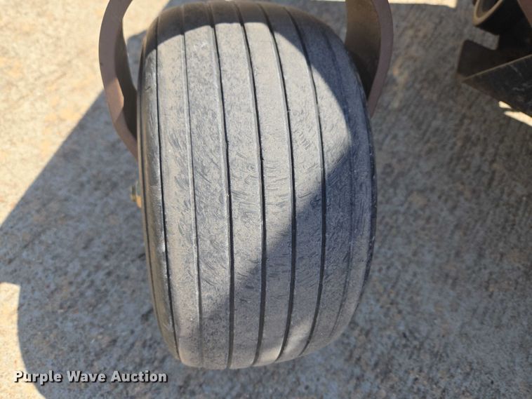 image for item EW0091 2019 Grasshopper 725DT6 ZTR lawn mower