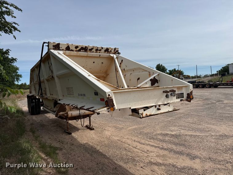 image for item EW4515 2005 Corn Belt bottom dump trailer