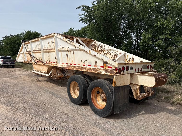 image for item EW4515 2005 Corn Belt bottom dump trailer