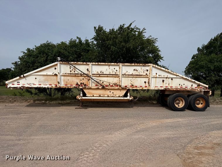image for item EW4515 2005 Corn Belt bottom dump trailer