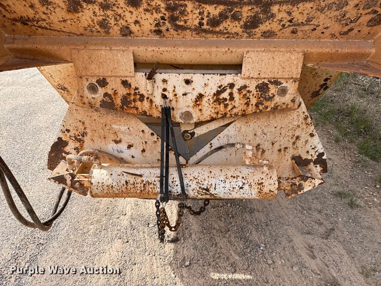 image for item EW4515 2005 Corn Belt bottom dump trailer