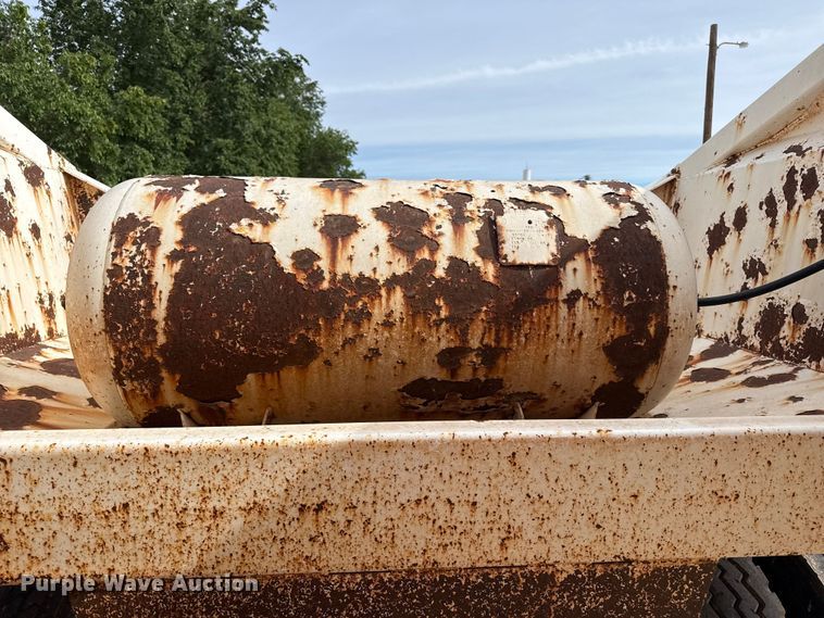 image for item EW4515 2005 Corn Belt bottom dump trailer