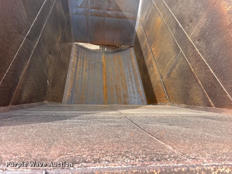 image for item EW4515 2005 Corn Belt bottom dump trailer