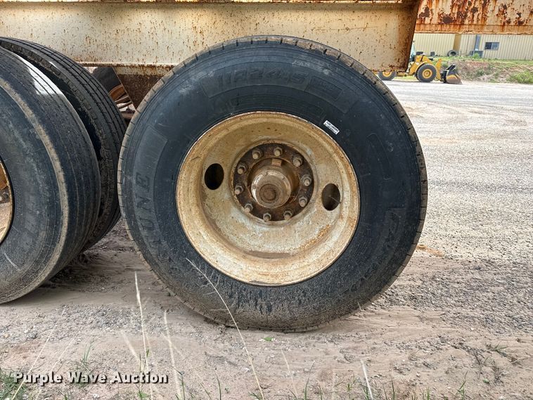 image for item EW4515 2005 Corn Belt bottom dump trailer