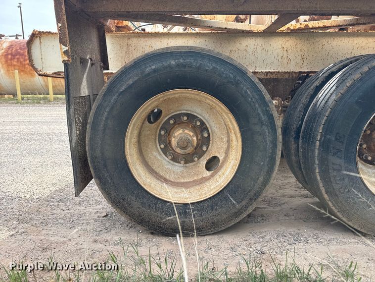 image for item EW4515 2005 Corn Belt bottom dump trailer