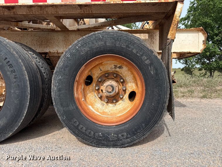 image for item EW4515 2005 Corn Belt bottom dump trailer