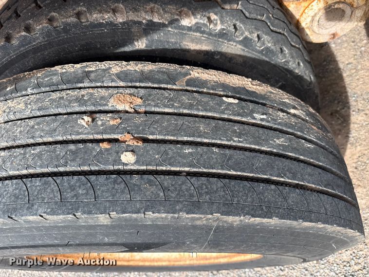 image for item EW4515 2005 Corn Belt bottom dump trailer