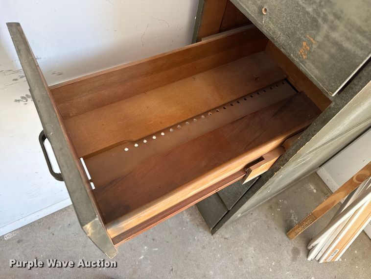image for item EW4556 Furniture