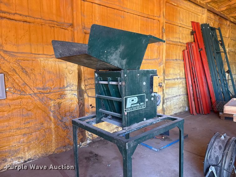 image for item EW4558 Prodeva can crusher