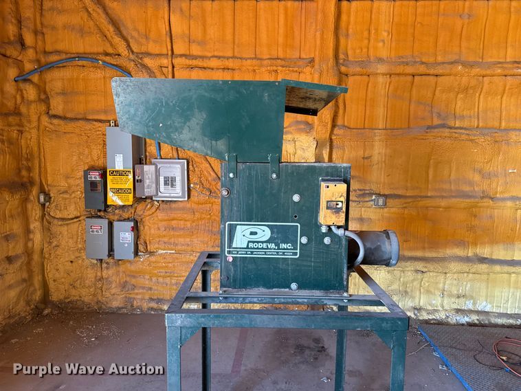image for item EW4558 Prodeva can crusher