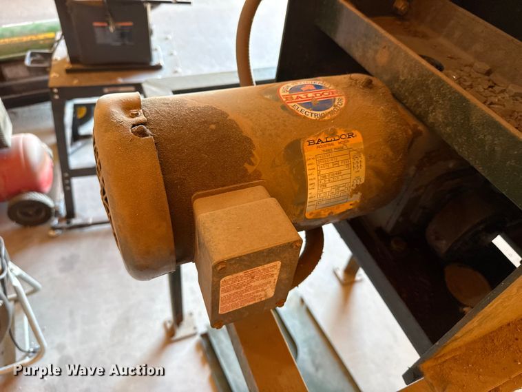 image for item EW4558 Prodeva can crusher