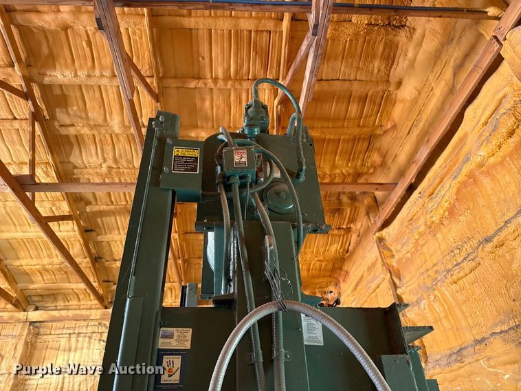 image for item EW4562 Selco VI-5-15 cardboard baler