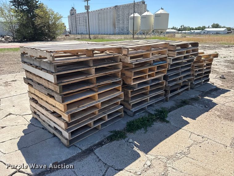image for item EW4567 (37) pallets