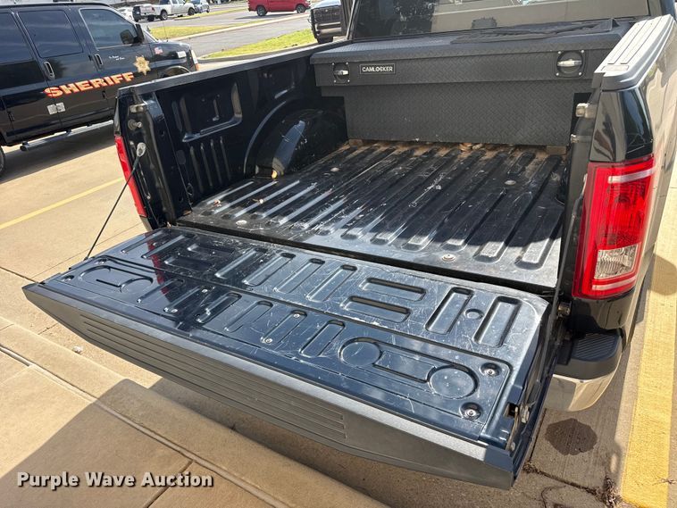 image for item EW4590 2017 Ford F150 XL Crew Cab pickup truck