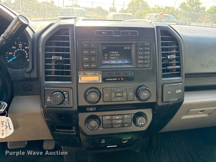 image for item EW4590 2017 Ford F150 XL Crew Cab pickup truck