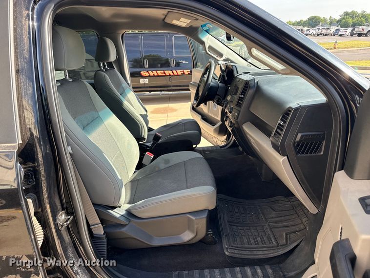 image for item EW4590 2017 Ford F150 XL Crew Cab pickup truck