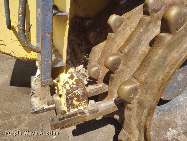 image for item FB0508 Bomag BC601RB-94-12-V landfill compactor
